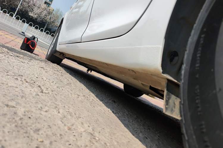 Used Hyundai Celesta 2020 1.6L Automatic GL Enjoyable Edition Left Side Sill
