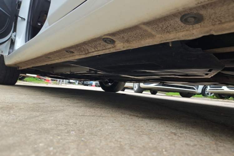 Used Hyundai Celesta 2020 1.6L Automatic GL Enjoyable Edition Left Side Sill