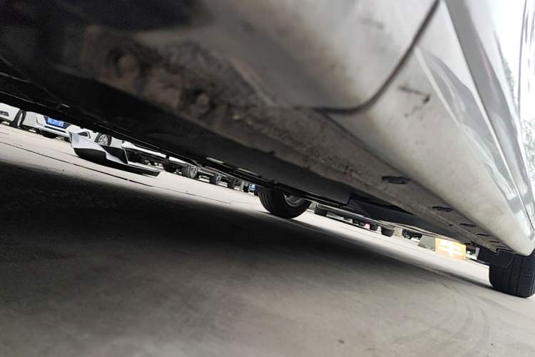 Used Hyundai Celesta 2020 1.6L Automatic GL Enjoyable Edition Left Side Sill