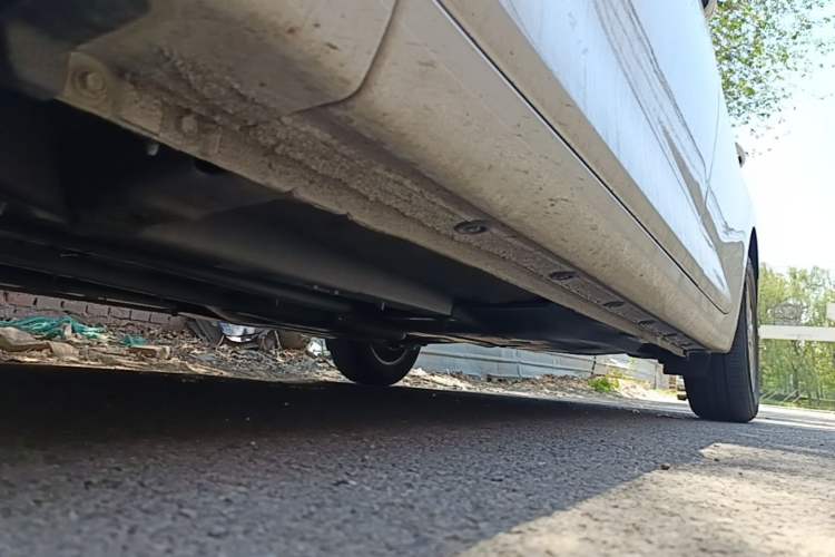 Used Hyundai Celesta 2020 1.6L Automatic GL Enjoyable Edition Left Side Sill