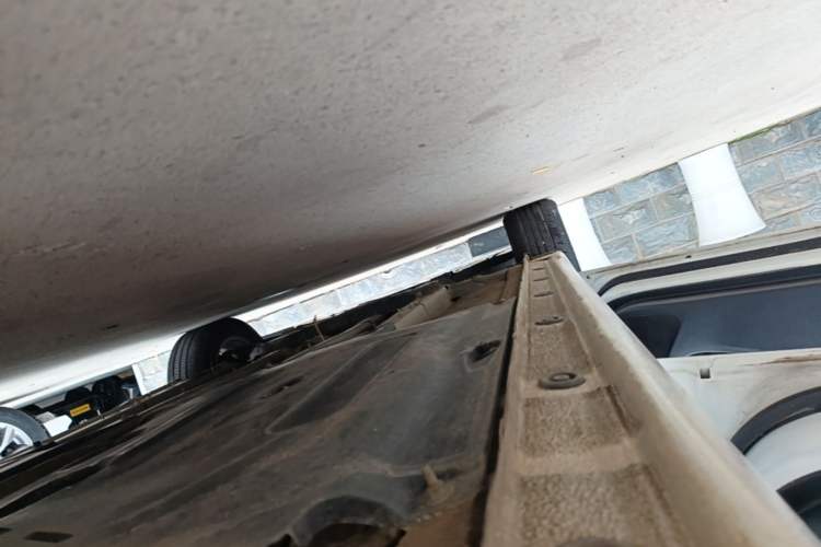 Used Hyundai Celesta 2020 1.6L Automatic GL Enjoyable Edition Left Side Sill