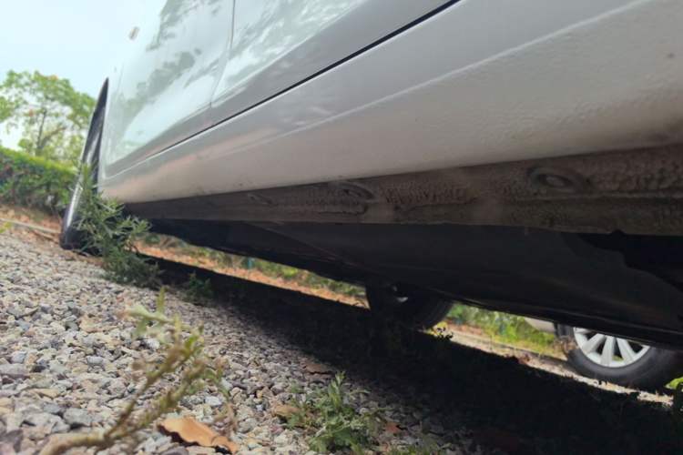 Used Hyundai Celesta 2020 1.6L Automatic GL Enjoyable Edition Left Side Sill