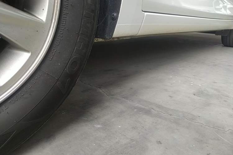 Used Hyundai Celesta 2020 1.6L Automatic GL Enjoyable Edition Left Side Sill