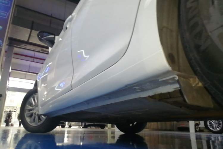 Used Hyundai Celesta 2020 1.6L Automatic GL Enjoyable Edition Left Side Sill