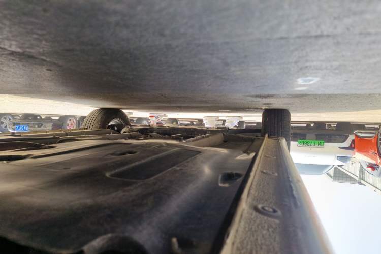 Used Hyundai Celesta 2020 1.6L Automatic GL Enjoyable Edition Left Side Sill
