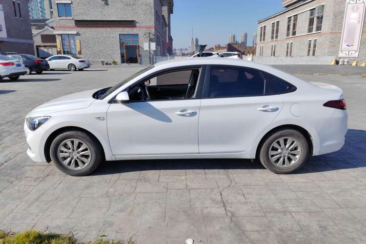 Used Hyundai Celesta 2020 1.6L Automatic GL Enjoyable Edition Left Side