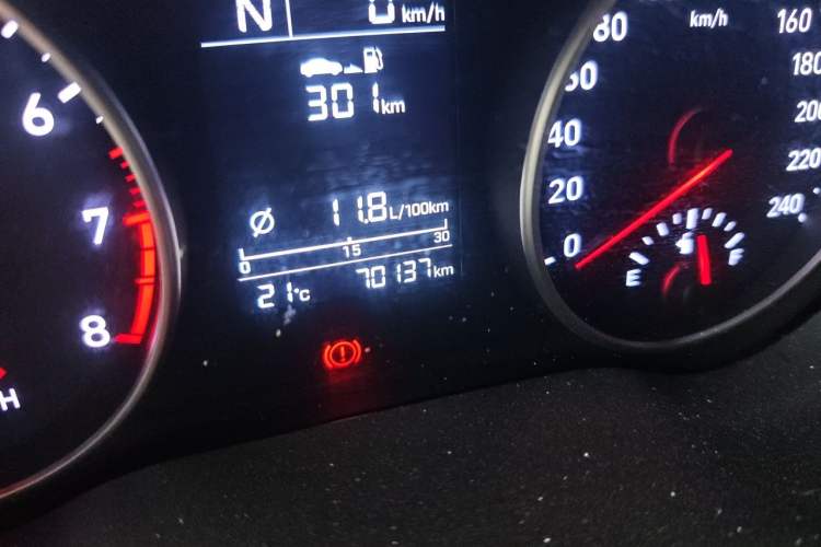 Used Hyundai Celesta 2020 1.6L Automatic GL Enjoyable Edition Odometer Close Up