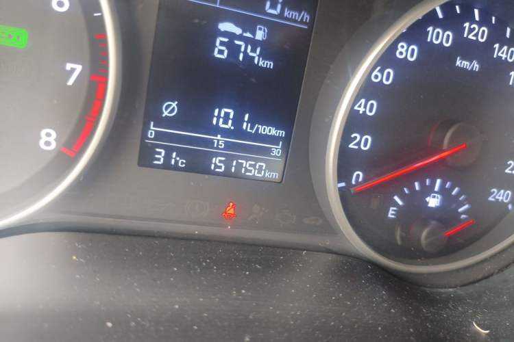 Used Hyundai Celesta 2020 1.6L Automatic GL Enjoyable Edition Odometer Close Up