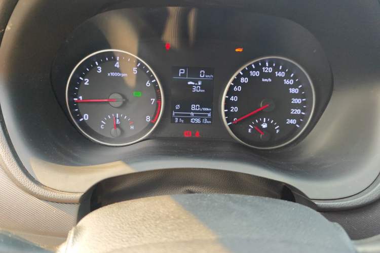 Used Hyundai Celesta 2020 1.6L Automatic GL Enjoyable Edition Odometer Close Up