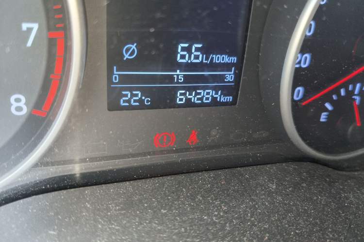 Used Hyundai Celesta 2020 1.6L Automatic GL Enjoyable Edition Odometer Close Up