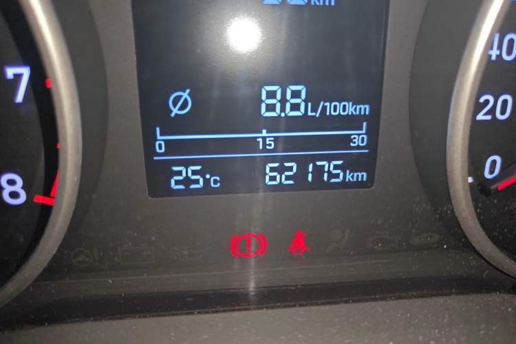 Used Hyundai Celesta 2020 1.6L Automatic GL Enjoyable Edition Odometer Close Up