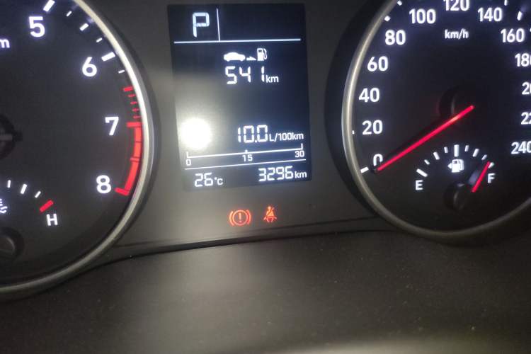 Used Hyundai Celesta 2020 1.6L Automatic GL Enjoyable Edition Odometer Close Up