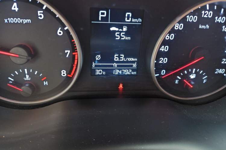 Used Hyundai Celesta 2020 1.6L Automatic GL Enjoyable Edition Odometer Close Up
