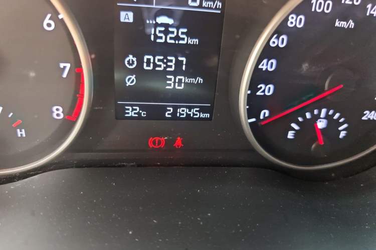 Used Hyundai Celesta 2020 1.6L Automatic GL Enjoyable Edition Odometer Close Up