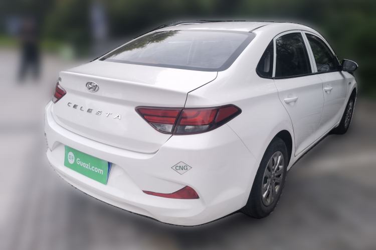 Used Hyundai Celesta  Rear Right 45 Deg