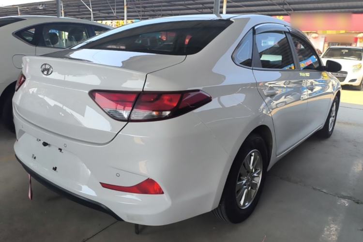 Used Hyundai Celesta 2020 1.6L Automatic GL Enjoyable Edition Rear Right 45 Deg
