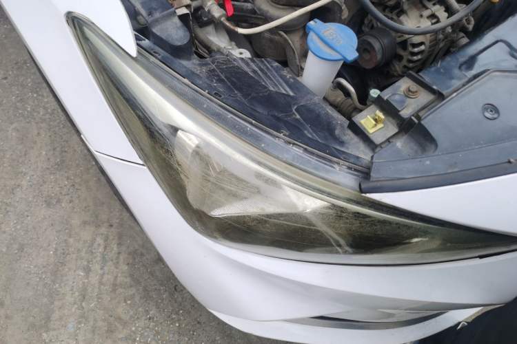Used Hyundai Celesta 2020 1.6L Automatic GL Enjoyable Edition Right Front Headlight