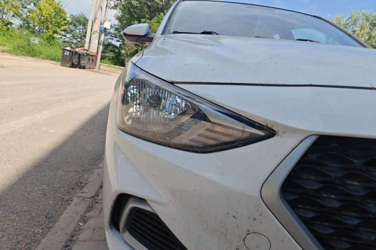 Used Hyundai Celesta 2020 1.6L Automatic GL Enjoyable Edition Right Front Headlight