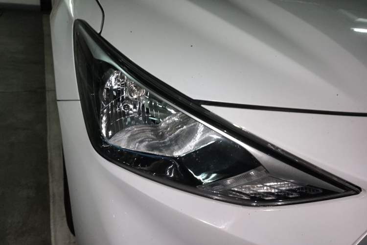 Used Hyundai Celesta 2020 1.6L Automatic GL Enjoyable Edition Right Front Headlight