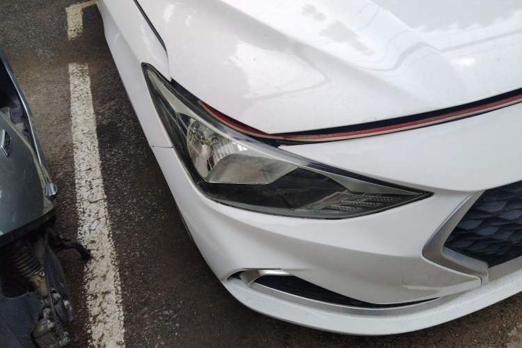 Used Hyundai Celesta 2020 1.6L Automatic GL Enjoyable Edition Right Front Headlight