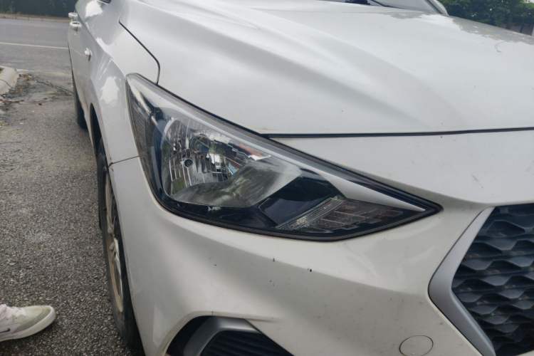 Used Hyundai Celesta 2020 1.6L Automatic GL Enjoyable Edition Right Front Headlight