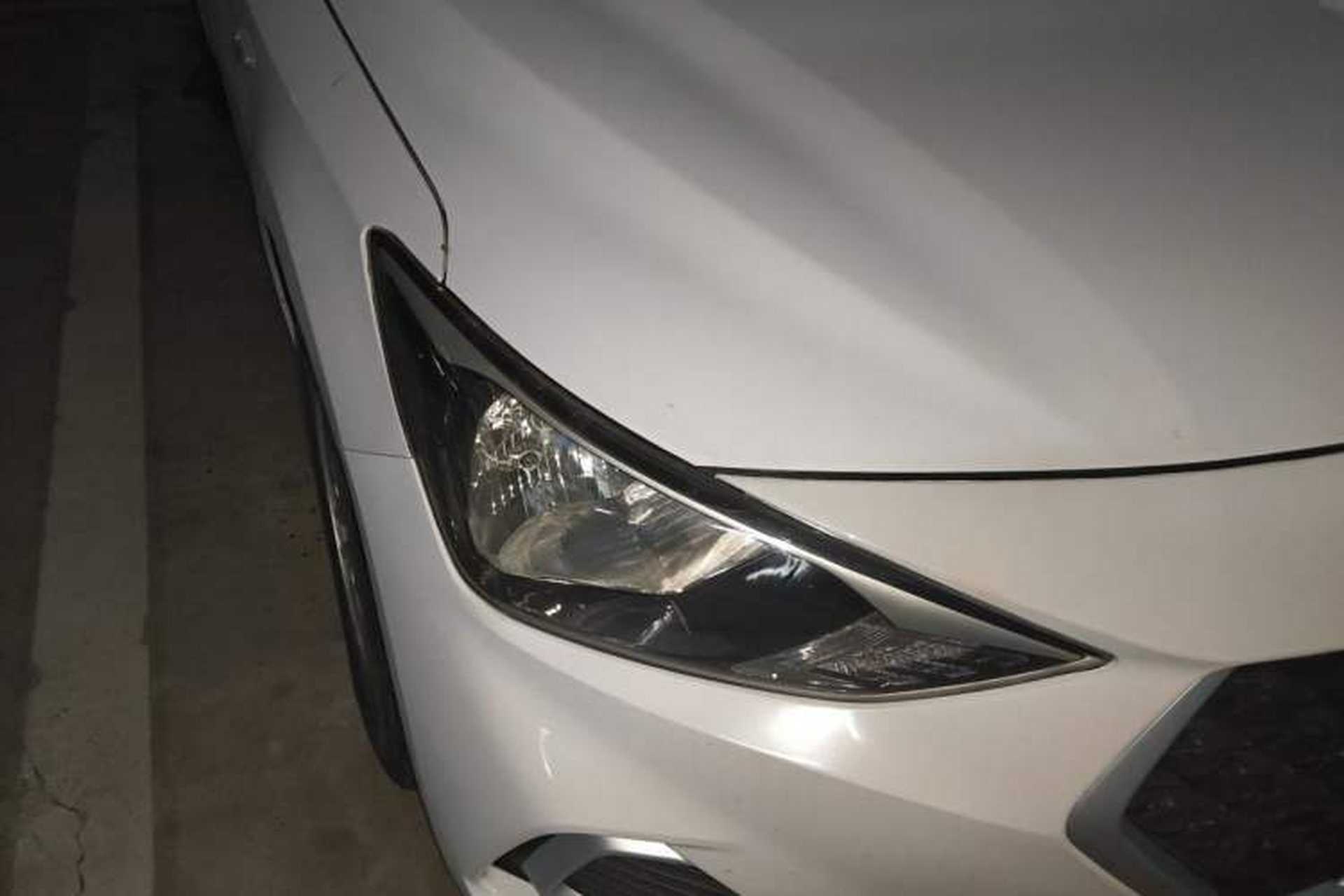 Used Hyundai Celesta 2020 1.6L Automatic GL Enjoyable Edition Right Front Headlight