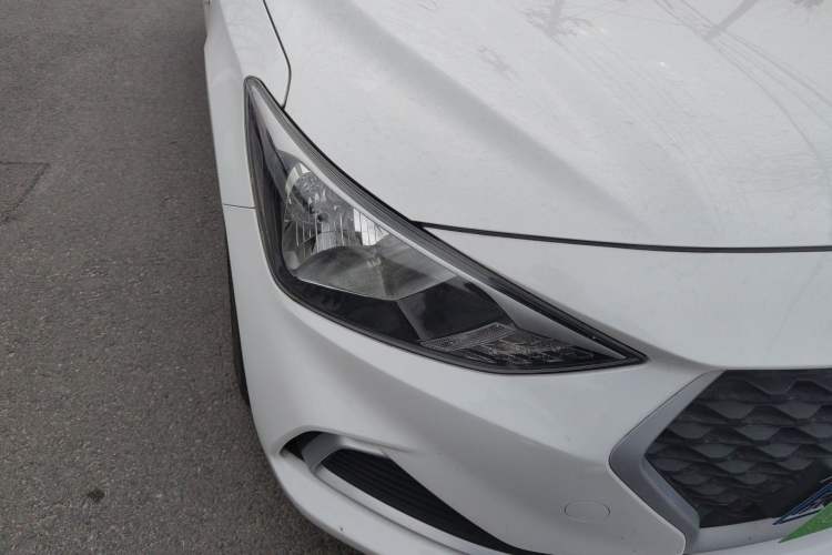 Used Hyundai Celesta 2020 1.6L Automatic GL Enjoyable Edition Right Front Headlight