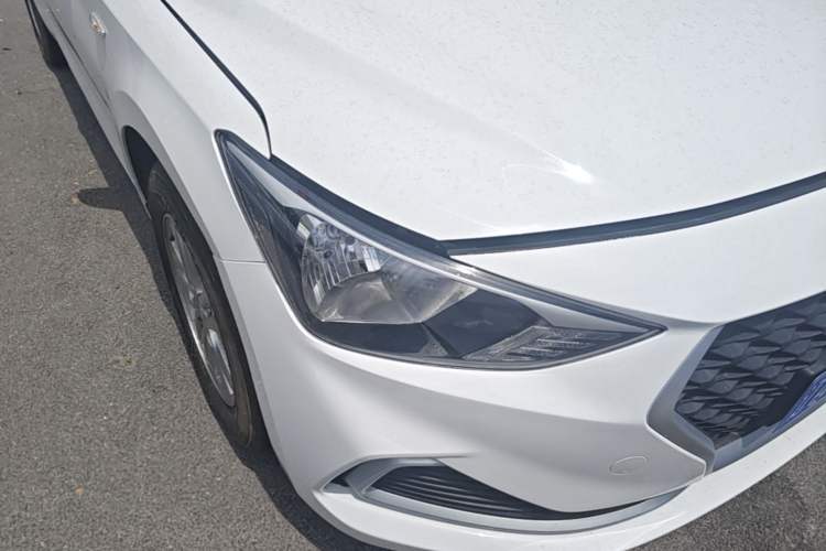 Used Hyundai Celesta 2020 1.6L Automatic GL Enjoyable Edition Right Front Headlight
