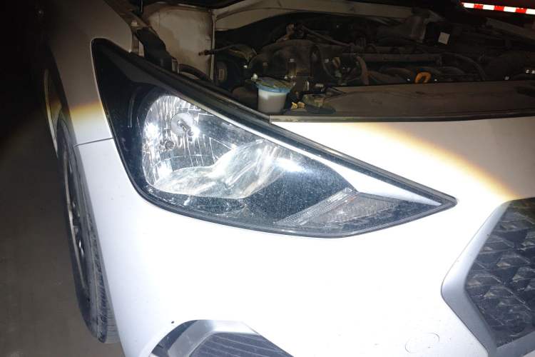 Used Hyundai Celesta 2020 1.6L Automatic GL Enjoyable Edition Right Front Headlight