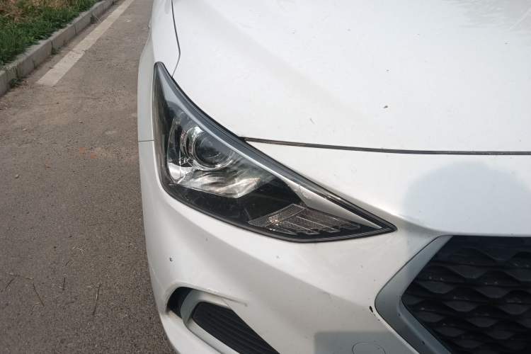 Used Hyundai Celesta 2020 1.6L Automatic GL Enjoyable Edition Right Front Headlight