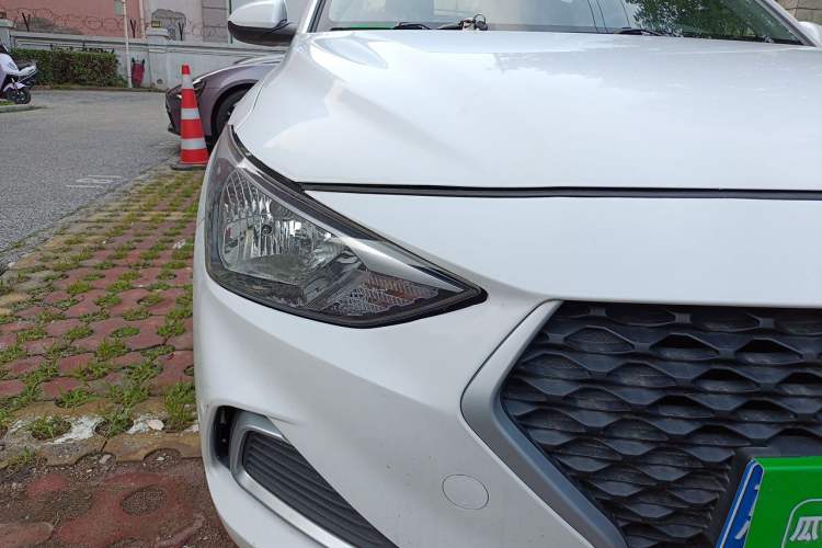 Used Hyundai Celesta 2020 1.6L Automatic GL Enjoyable Edition Right Front Headlight