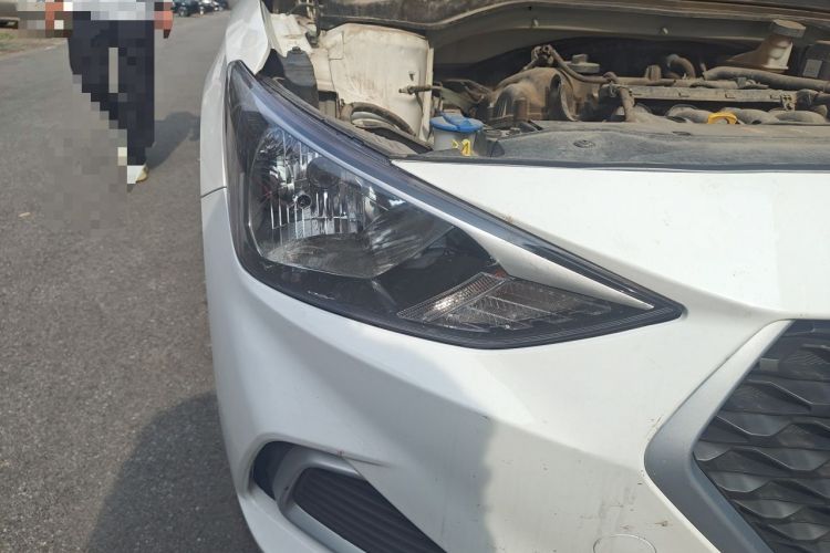 Used Hyundai Celesta 2020 1.6L Automatic GL Enjoyable Edition Right Front Headlight