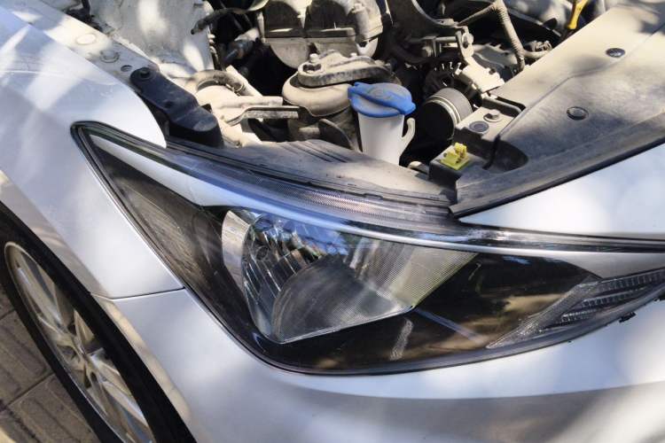 Used Hyundai Celesta 2020 1.6L Automatic GL Enjoyable Edition Right Front Headlight