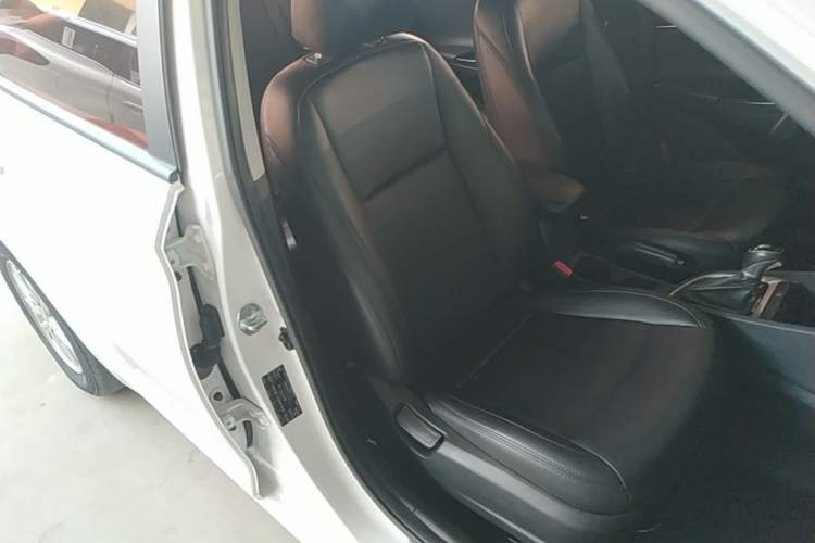 Used Hyundai Celesta 2020 1.6L Automatic GL Enjoyable Edition Right Front Seat