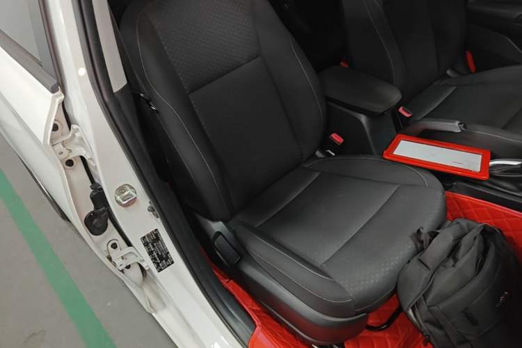 Used Hyundai Celesta 2020 1.6L Automatic GL Enjoyable Edition Right Front Seat