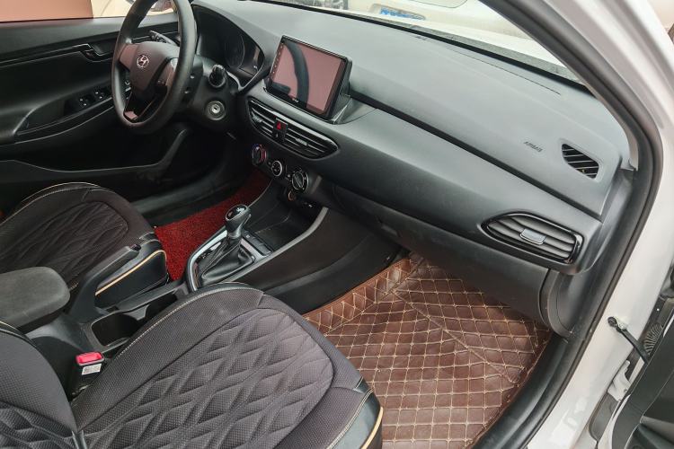 Used Hyundai Celesta 2020 1.6L Automatic GL Enjoyable Edition Right Front Seat