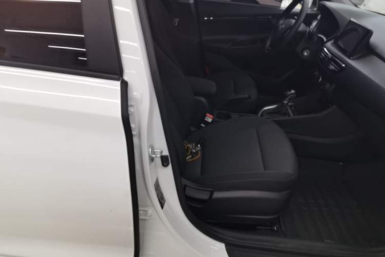 Used Hyundai Celesta 2020 1.6L Automatic GL Enjoyable Edition Right Front Seat