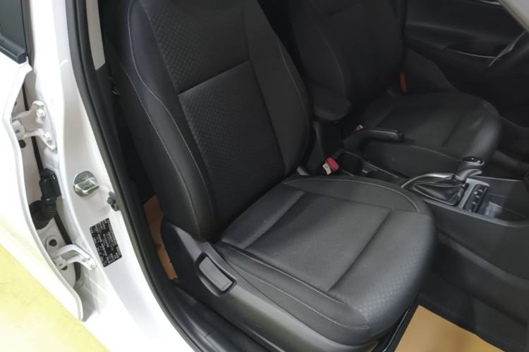 Used Hyundai Celesta 2020 1.6L Automatic GL Enjoyable Edition Right Front Seat
