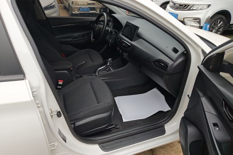 Used Hyundai Celesta 2020 1.6L Automatic GL Enjoyable Edition Right Front Seat