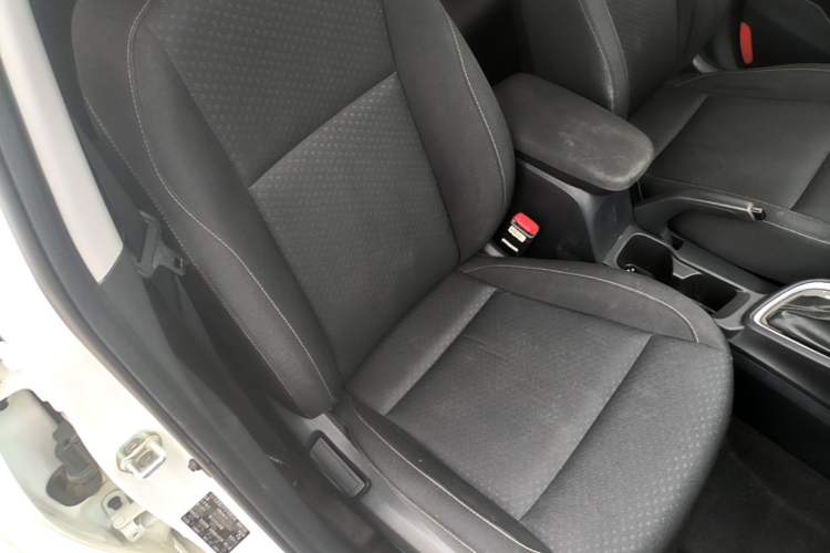 Used Hyundai Celesta 2020 1.6L Automatic GL Enjoyable Edition Right Front Seat