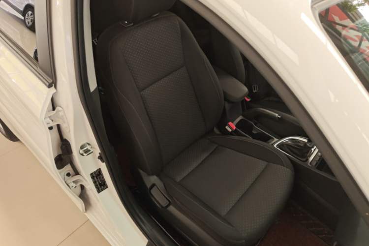 Used Hyundai Celesta 2020 1.6L Automatic GL Enjoyable Edition Right Front Seat