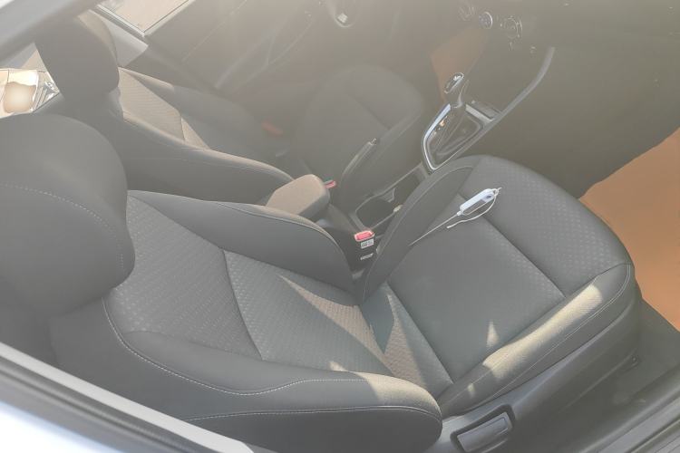 Used Hyundai Celesta 2020 1.6L Automatic GL Enjoyable Edition Right Front Seat