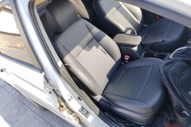 Used Hyundai Celesta 2020 1.6L Automatic GL Enjoyable Edition Right Front Seat