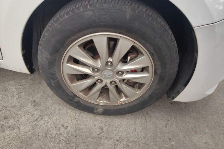 Used Hyundai Celesta 2020 1.6L Automatic GL Enjoyable Edition Right Front Wheel Hub