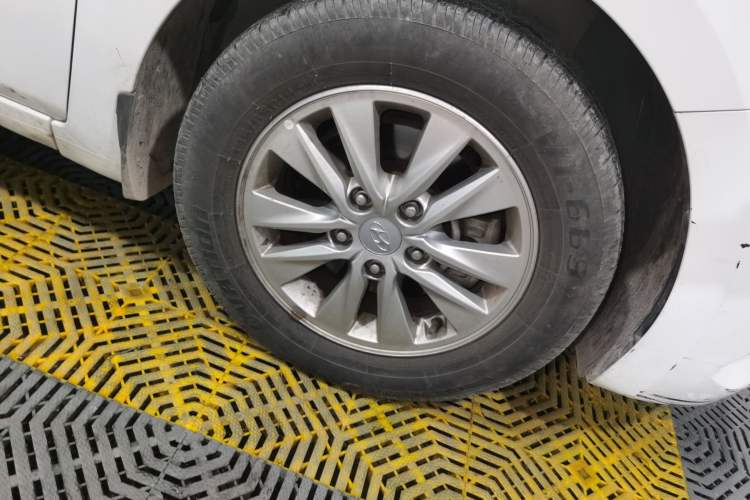 Used Hyundai Celesta 2020 1.6L Automatic GL Enjoyable Edition Right Front Wheel Hub