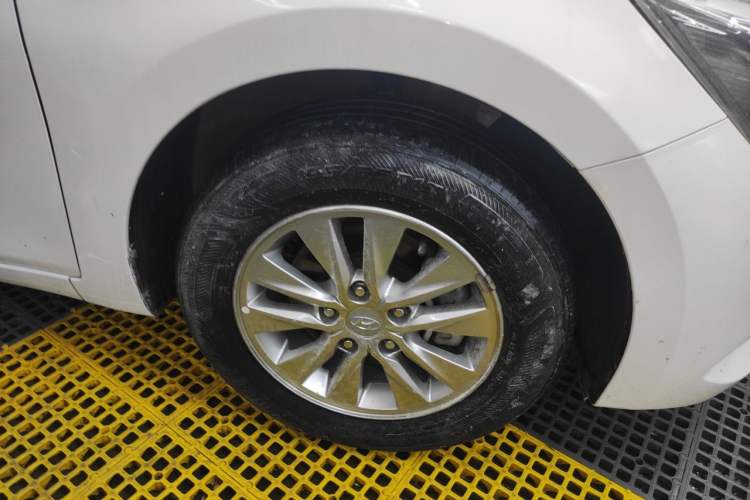 Used Hyundai Celesta 2020 1.6L Automatic GL Enjoyable Edition Right Front Wheel Hub