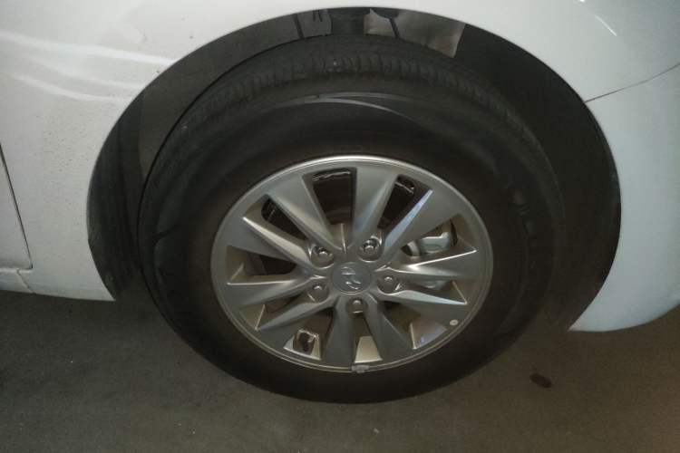 Used Hyundai Celesta 2020 1.6L Automatic GL Enjoyable Edition Right Front Wheel Hub