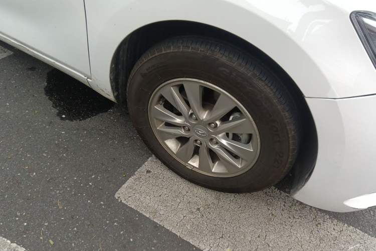 Used Hyundai Celesta 2020 1.6L Automatic GL Enjoyable Edition Right Front Wheel Hub