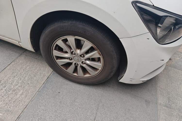 Used Hyundai Celesta 2020 1.6L Automatic GL Enjoyable Edition Right Front Wheel Hub
