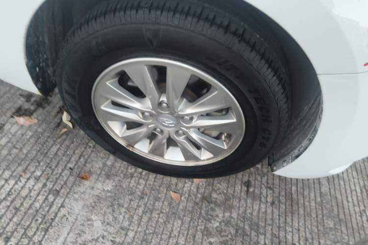 Used Hyundai Celesta 2020 1.6L Automatic GL Enjoyable Edition Right Front Wheel Hub
